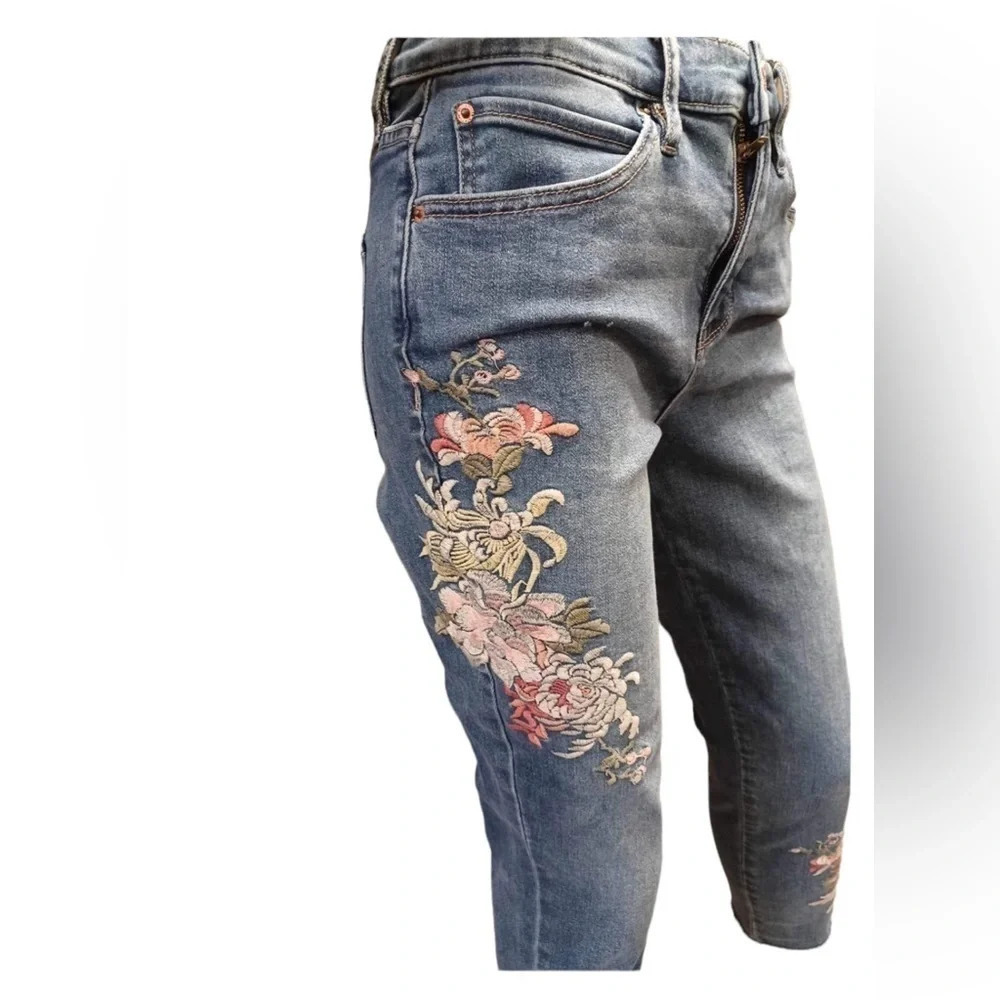 Nicole Miller New York Raw Hem High Rise Embroidered Skinny Ankle Jeans Size 6